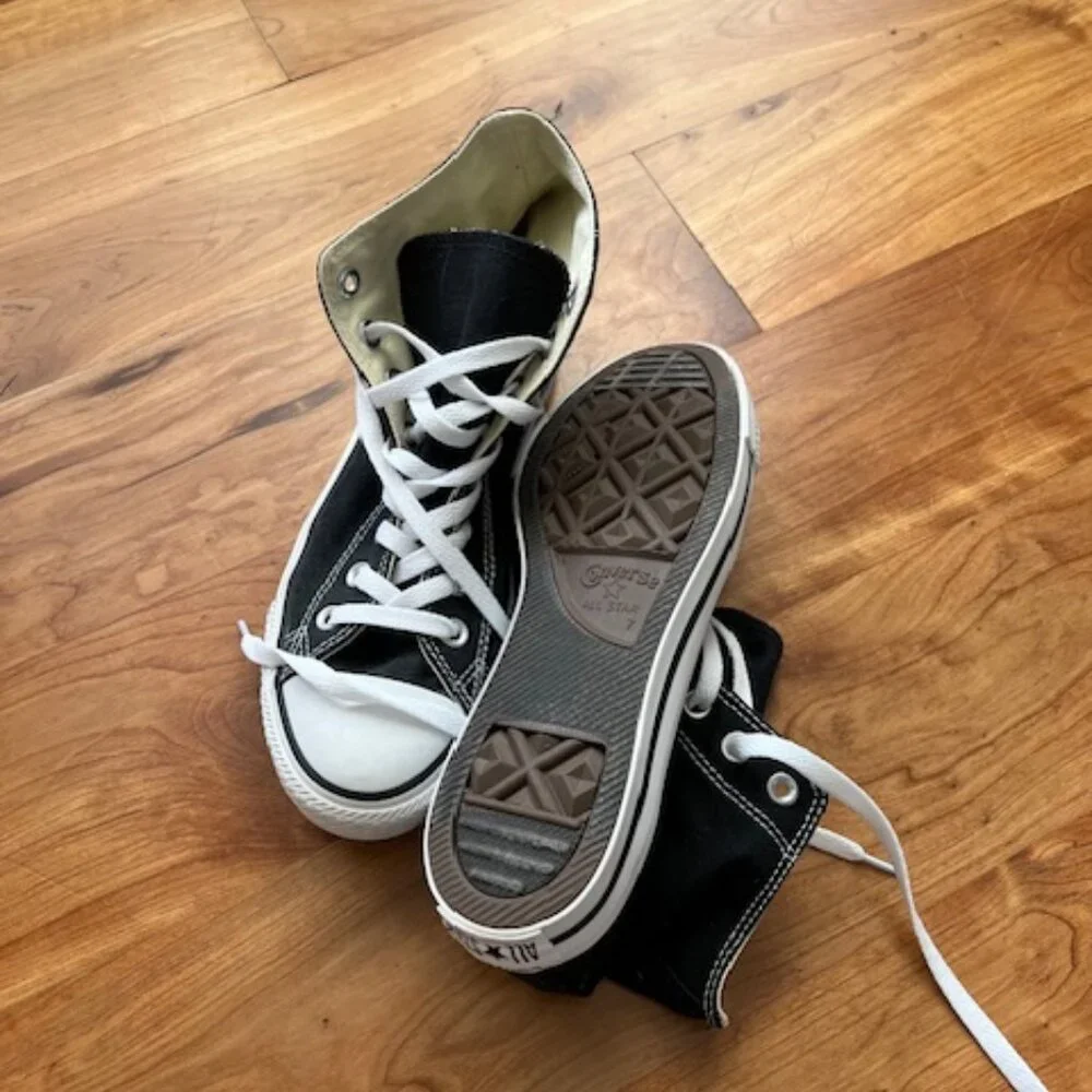 NWOT** Adults' Converse Chuck Taylor All Star Canvas Hi Sneakers - Picture 6 of 6